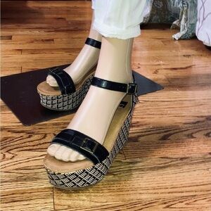 BC SHOES PLATFORM WEDGES SANDALS BLACK AND WHITE LANYARD CROSS STICH RETRO 7